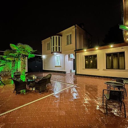 Nice Apartments Тбилиси Екстериор снимка