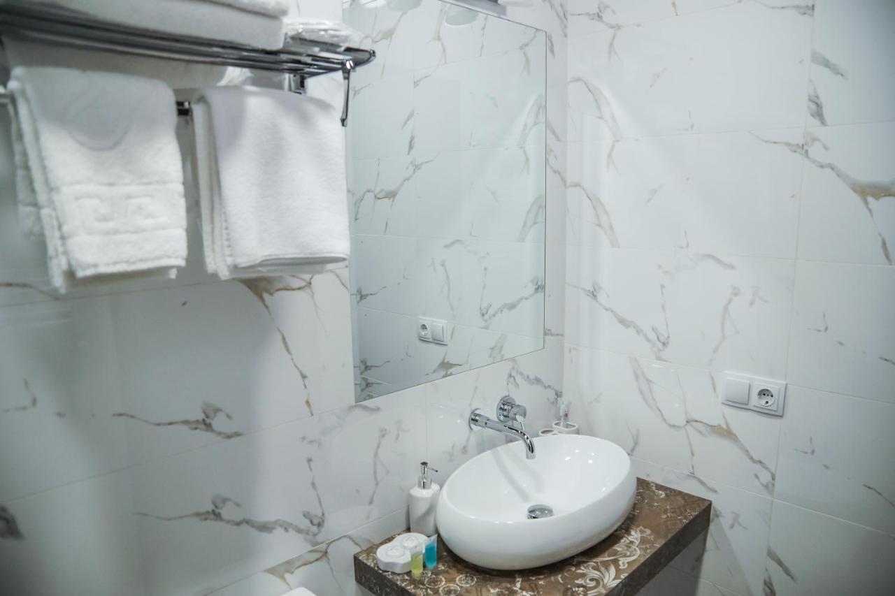 Nice Apartments Тбилиси Екстериор снимка