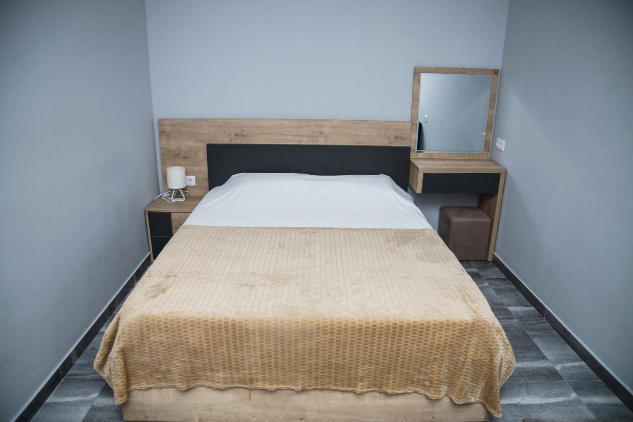 Nice Apartments Тбилиси Екстериор снимка