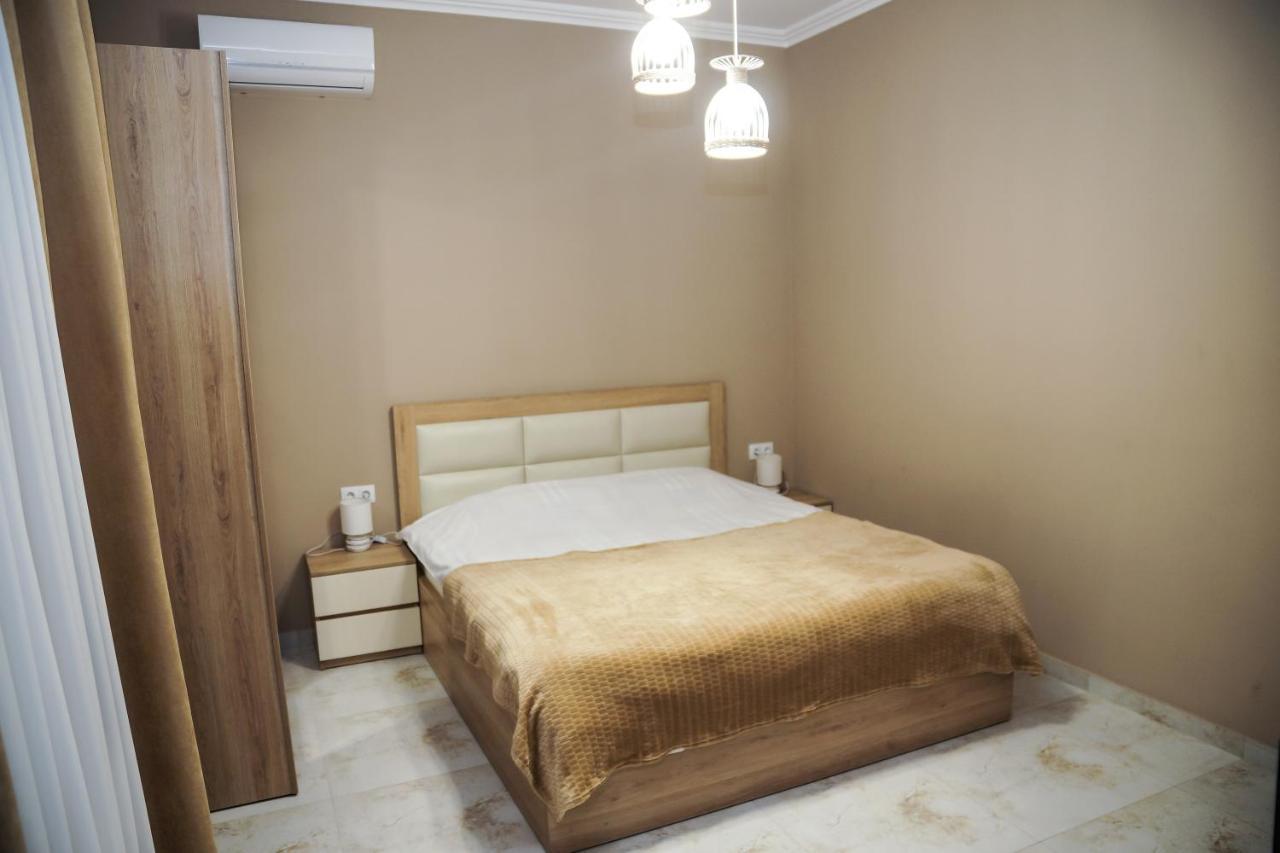 Nice Apartments Тбилиси Екстериор снимка