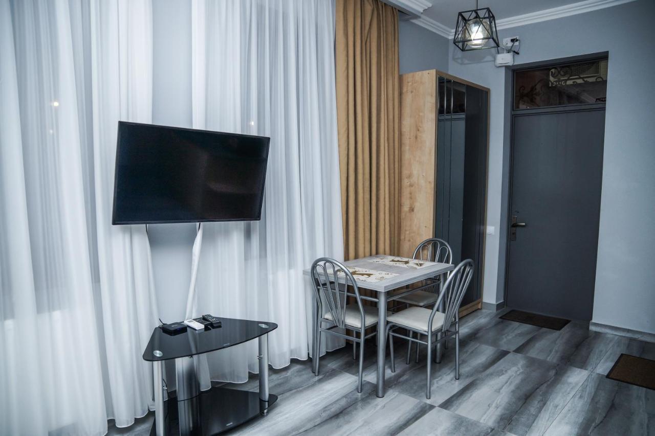 Nice Apartments Тбилиси Екстериор снимка