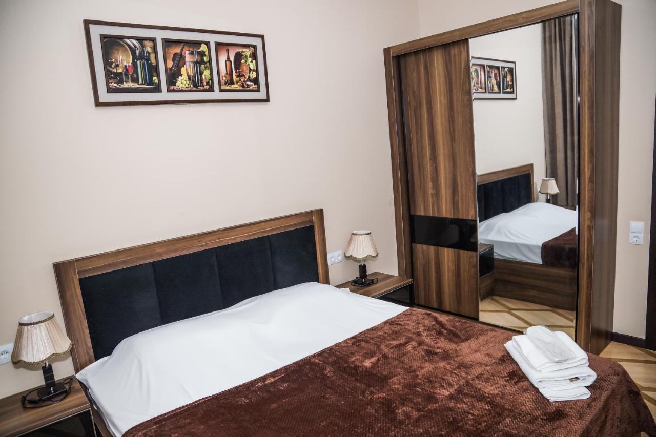 Nice Apartments Тбилиси Екстериор снимка