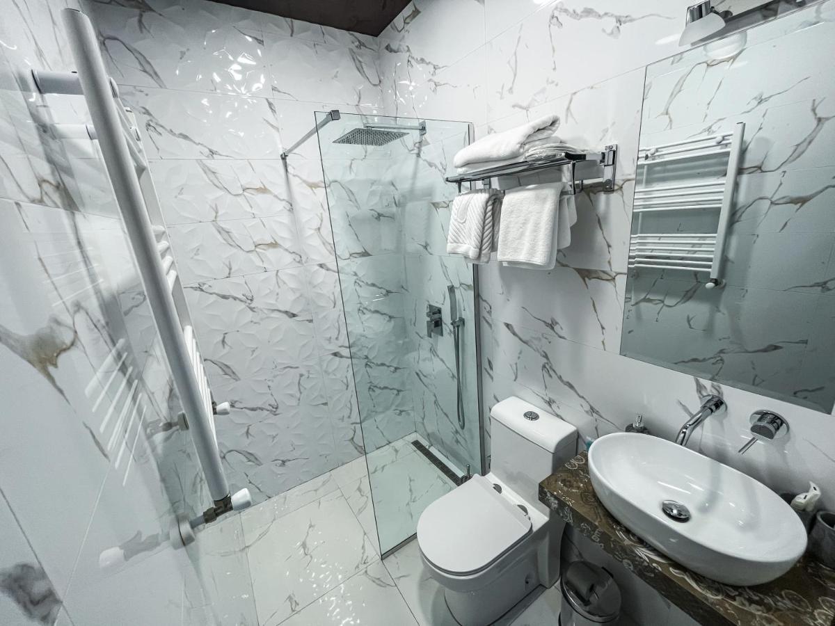 Nice Apartments Тбилиси Екстериор снимка