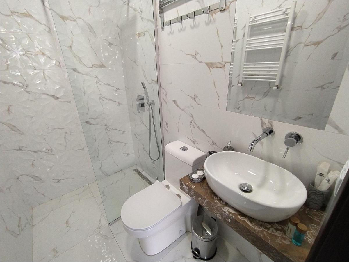 Nice Apartments Тбилиси Екстериор снимка